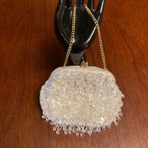 Vintage beaded white wristlet/clutch